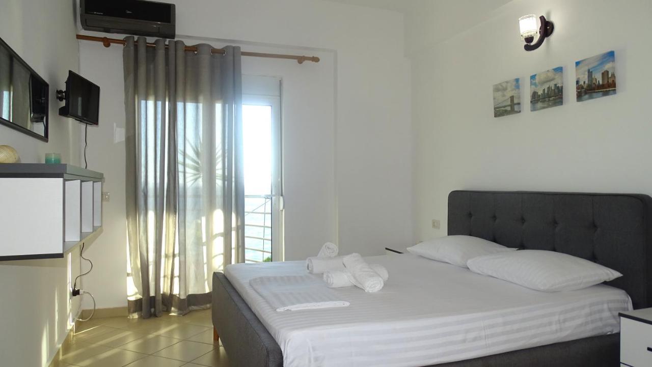 Appartamenti Vista Mare Saranda Esterno foto