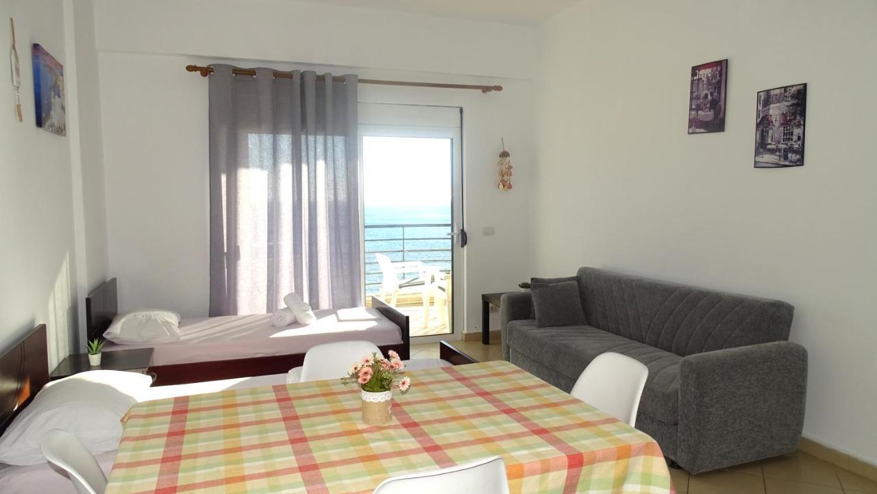 Appartamenti Vista Mare Saranda Esterno foto
